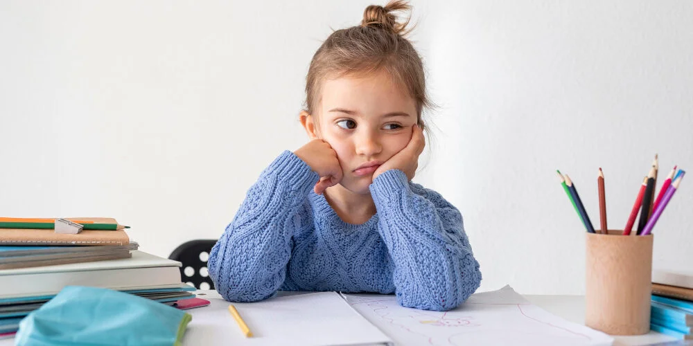 كيف تساعد طفلك على التعامل مع ضغط الامتحانات؟